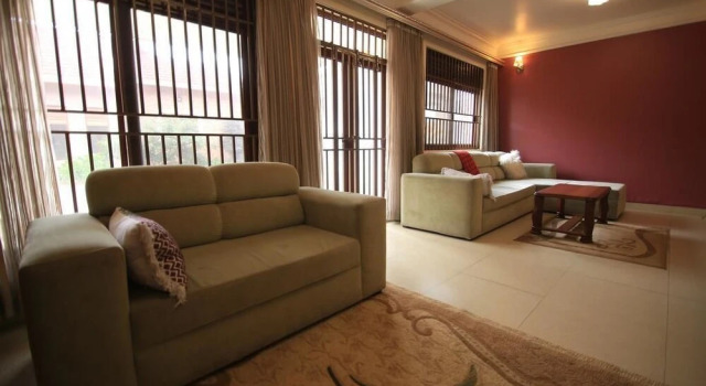 Appartamento familiare 3 camere con balcone UM Apartments