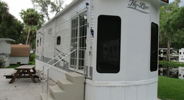 Номер Standard Homosassa River RV Resort