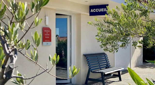 Calvi Residence, Varaa Hotelli Calvi 