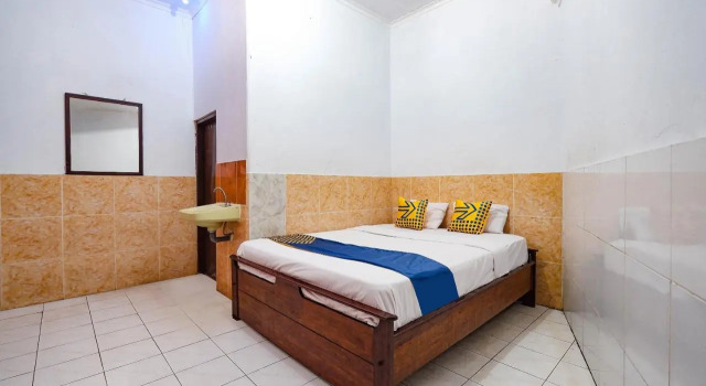 Hotel O Sartika Inn Pati, Réserver Hôtel Hôtels à Central Java avec parking, Parking