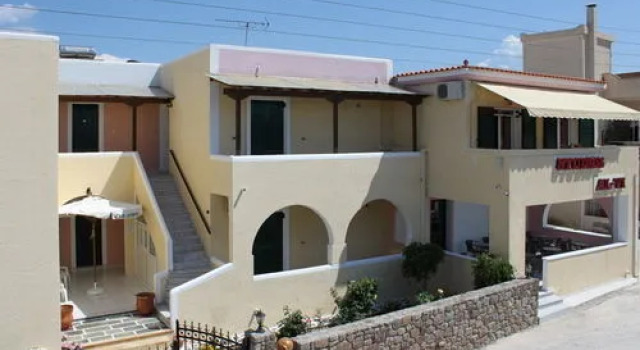 Alvi Studios, Rezervovat Hotel Hotely v Saronic Islands s parkováním, Parkování