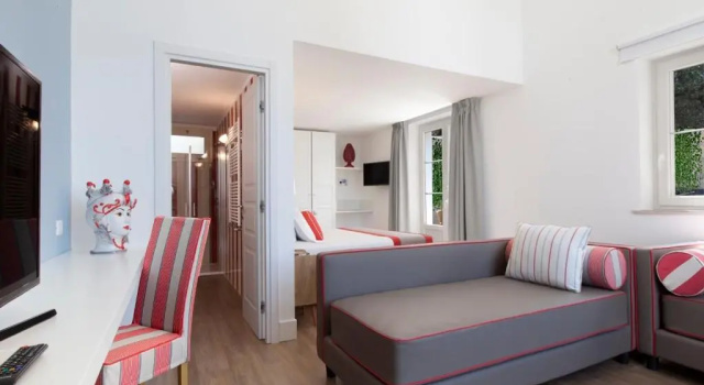Люкс с видом на сад Relais Palazzo del Barone