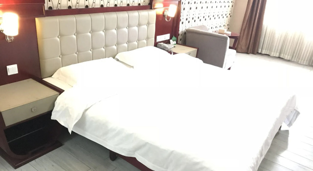 Kaiserdom Changsha South Station, Book Hotel Hoteller i Yuhua med parkering, Parkering