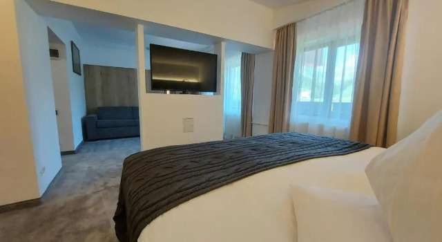 Люкс с видом на горы Hotel Pestera Wellness & Spa