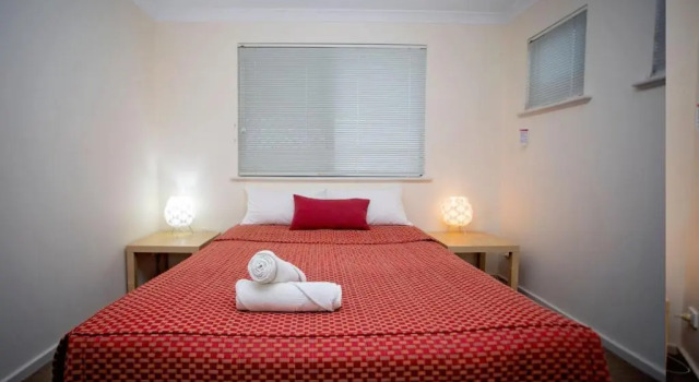 Семейный люкс с балконом Hopetoun Motel & Chalet Village