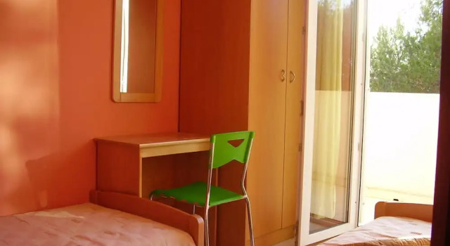 Holiday Home Ivas, Rezerwuj Hotel Hotele w Split-Dalmatia County z parkingiem, Parking