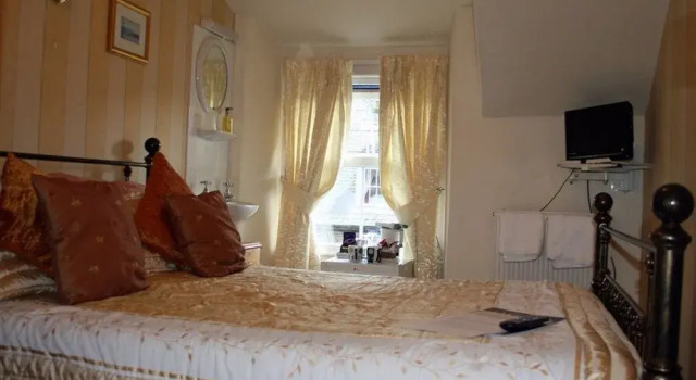 Thorneyfield Guest House, Забронировать Гостевой дом Отели Англии с завтраком, Завтраки