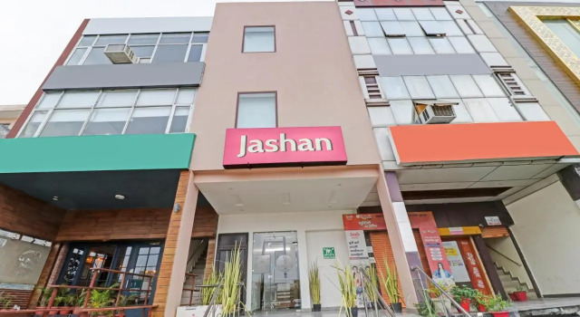 Itsy Hotels Jashan, Book Hotel Hoteller i Punjab med parkering, Parkering