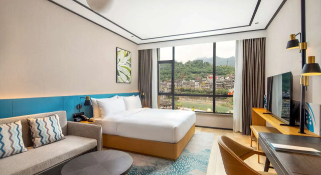 Номер Standard с видом на реку Hilton Garden Inn Guizhou Maotai Town