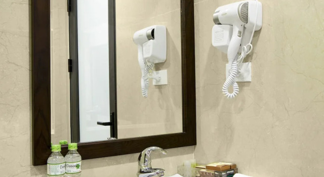Номер Standard с балконом Blubiz Hotel My Dinh Song Da
