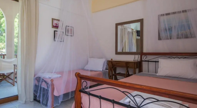 Maria Village, Book Hotel Hotels in Sithonia with Parking, Parking