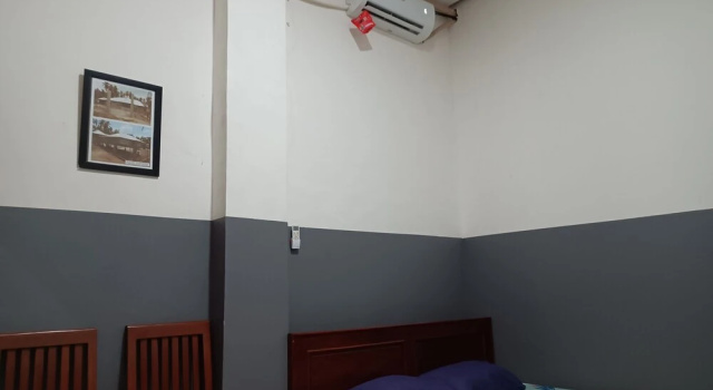 Номер Standard OYO 93117 Penginapan Tiga Dara