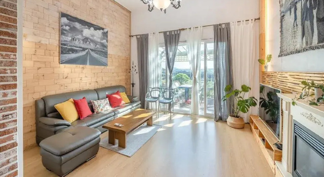 Номер Standard с 2 комнатами с балконом Jeju Jongdalrifeel House