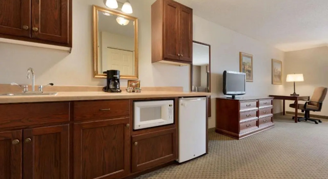 Номер Standard Country Inn & Suites by Radisson, St Cloud East, MN