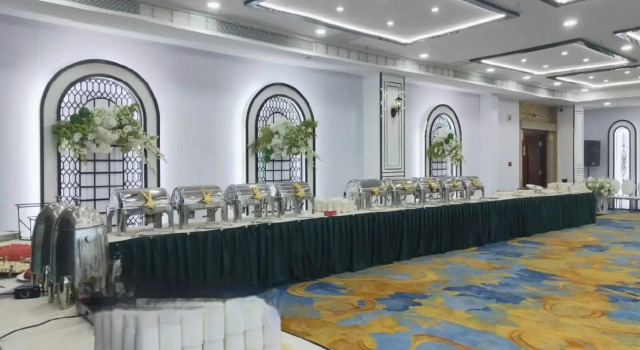 Huatai International Hotel, Book Hotel Huludao Liaoning