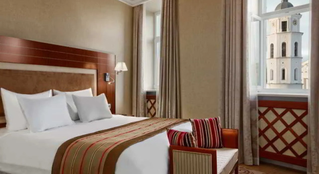 Grand Hotel Vilnius, Curio Collection by Hilton, Забронировать Отель СПА-отели Вильнюса, рядом с Костел Святой Анны, SPA-услуги