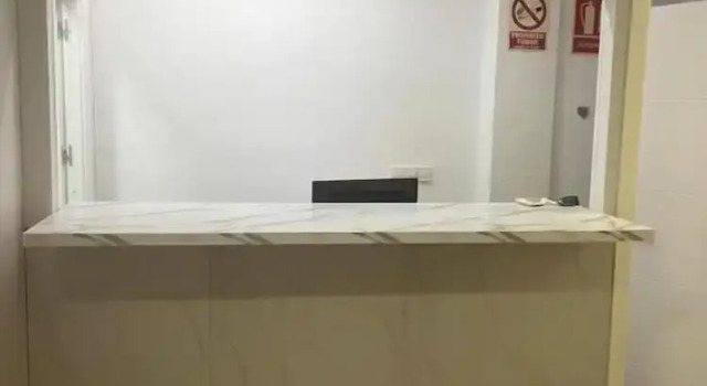 just hostel capsules, Book Hostel Alicante Pamplona