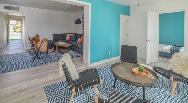 Charming 4BR Scottsdale Home, Забронировать Дом для отпуска Отели Скотсдейл с парковкой, Парковка