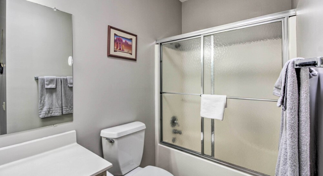 Апартаменты Tranquil Green Valley Townhome w/ Mtn Views!