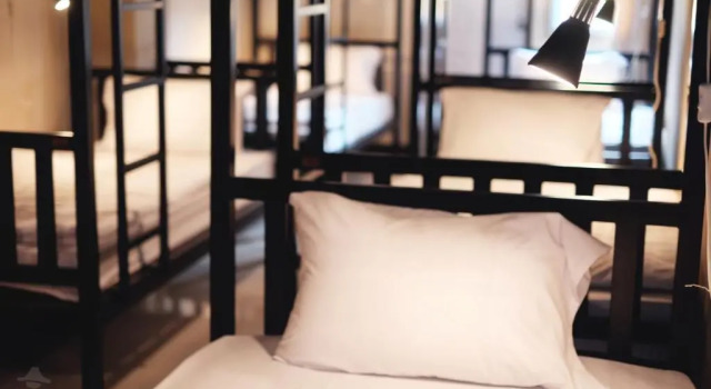 Кровать в общем номере Khaosan Station Hostel