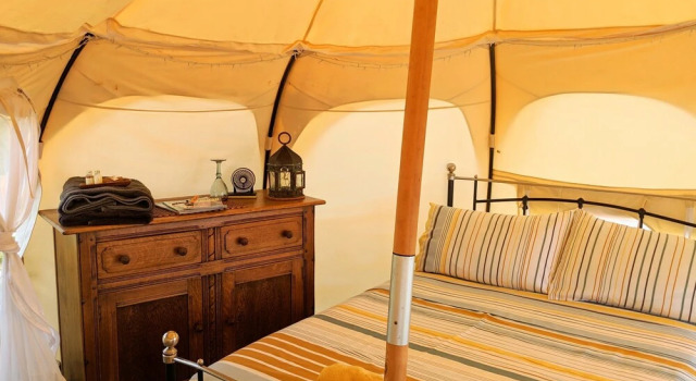 Wild Lotus Camp, Rezerwuj Hotel Saint Mary Antigua