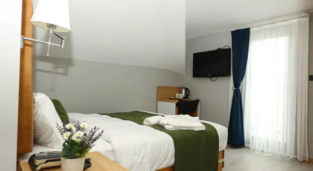 Двухместный номер Superior с балконом Gardenmode Airport Hotel