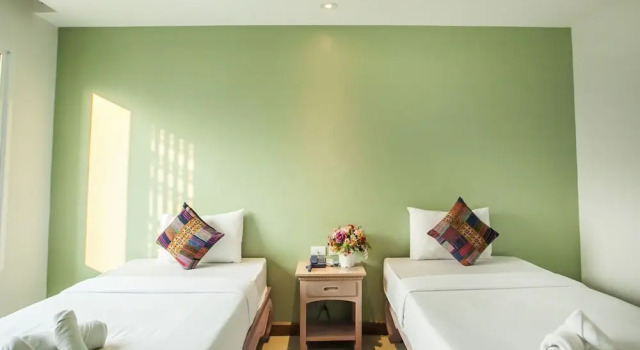 Двухместный номер Standard At Ruam Chok Hotel