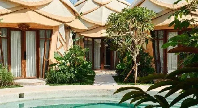 Single suite Nuanu Suites & Accommodations