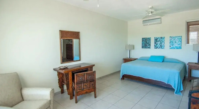 Cruz Del Mar M302