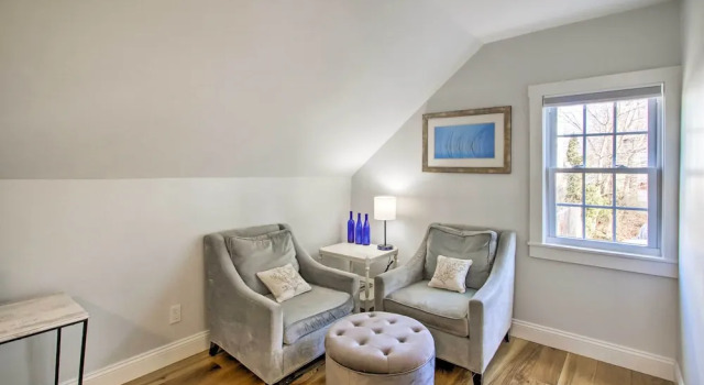 Коттедж с 4 комнатами с балконом Historic Bath Home, Walk to Waterfront Park!