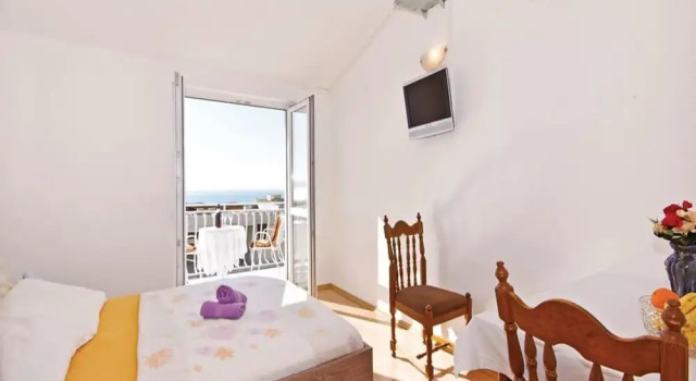 Cozy 1 Bedroom Apartment in Makarska, Забронировать Апартаменты/квартира Апартаменты Макарска, рядом с Набережная Рива (Макарска), Апартаменты/квартира