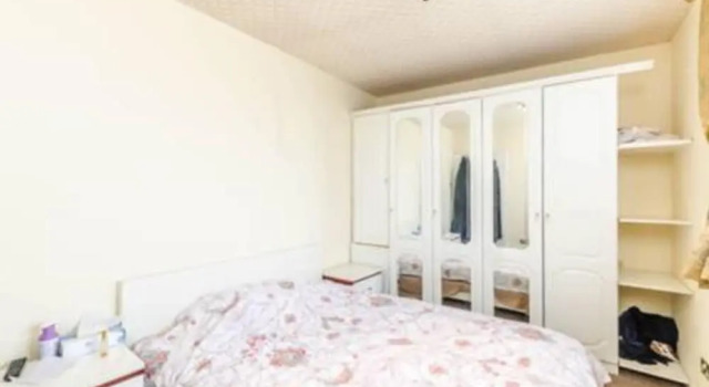 Lovely 3 Bedroom House, Northolt