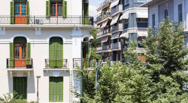 Jolene, Book Hotel Thessaloniki Macedonia