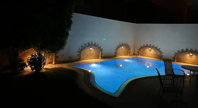 Вилла 4 bedroom villa with garden and private pool