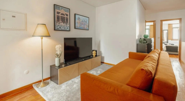 Коттедж Modern Terrace 2BD Apartment by Vacationy