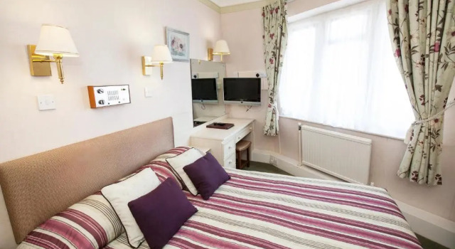 Двухместный номер Standard Livermead House Hotel