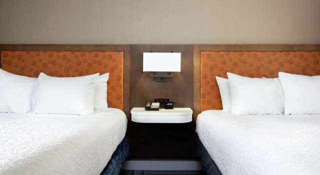 Четырёхместный номер Standard Hampton Inn Kingsport
