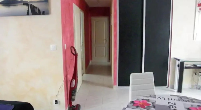 House With 2 Rooms in Jonzac, With Enclosed Garden and Wifi - 3 km Fro, Prenota Hotel Hotel a Aquitania con parcheggio, Parcheggio