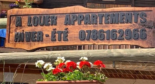 Appartements mitoyens aux SAISIES 14 PERSONNES, Забронировать Апартаменты/квартира Отели Ле-Сейсье с парковкой, рядом с Родельбан Mountain Twister, Парковка