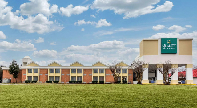 Quality Inn & Suites Ruther Glen, Забронировать Отель Рутерглен Виргиния