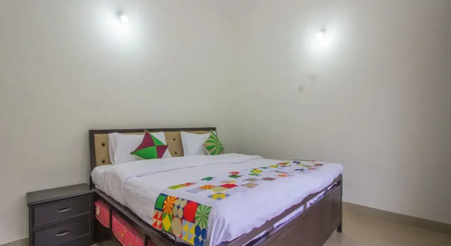 Reginald Alphonso by OYO Rooms