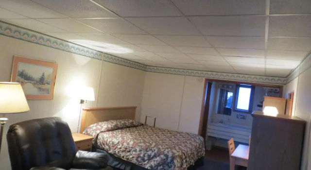 Номер Standard Midtown Western Inn - Kearney