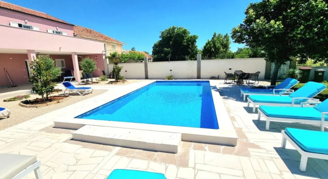 Вилла Villa Rosea Domus ZadarVillas