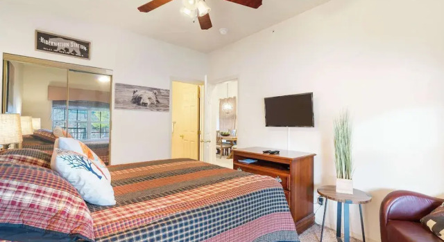 Номер Standard с балконом и с видом на поле для гольфа Whippoorwill Woods 3 BDR w- Tons of Amenities!