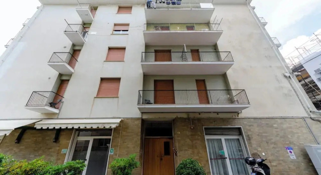 Spacious flat with Balcony