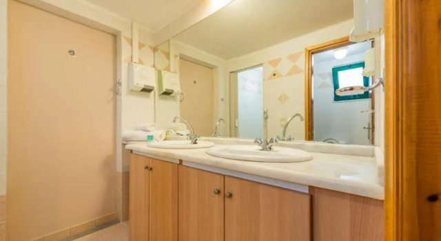 Апартаменты Bravo Apartments