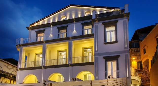 Palazzo Murrano, Забронировать Отель Вико-Экуенсе Побережье Сорренто