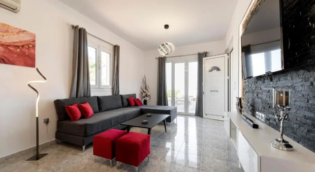 Elysian Villa, Prenota Villa Hotel a Afandou con piscina, Piscina