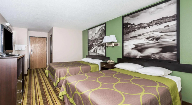 Четырёхместный номер Standard Super 8 by Wyndham Rock Springs