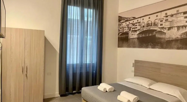 Sant Antonino First Floor Relais, Забронировать Отель «постель и завтрак» Санта-Мария-Новелла Флоренция, рядом с Площадь Кафедрального собора